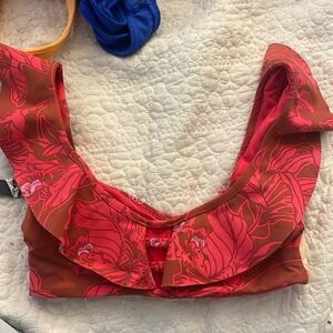 Maaji Ruffle Bikini Top Size Large Coral Floral